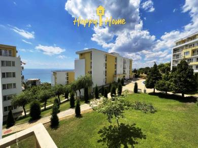 trioshka-s-vidom-na-more