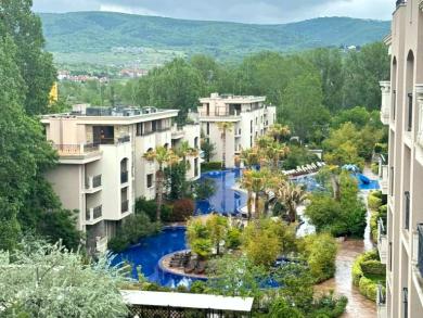 studiya-s-vidom-na-gori