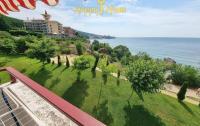 trioshka_s_vidom_na_more