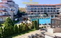 dvushka_na_more