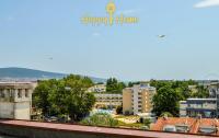 trioshka-s-vidom-na-more