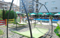 trioshka-na-solnechnom-beregu