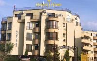 dvushka-v-svyatom-vlase