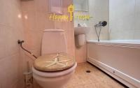 trioshka-s-vidom-na-more