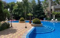 dvushka-na-solnechnom-beregu