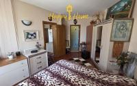 dvuhkomnatnaya-s-vidom-na-more