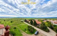 trioshka-s-vidom-na-more
